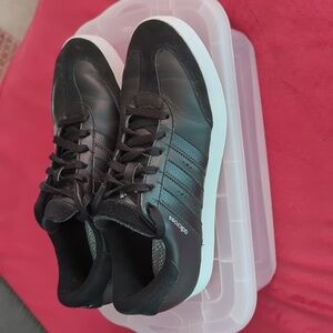 Adidas casual shoe 👟